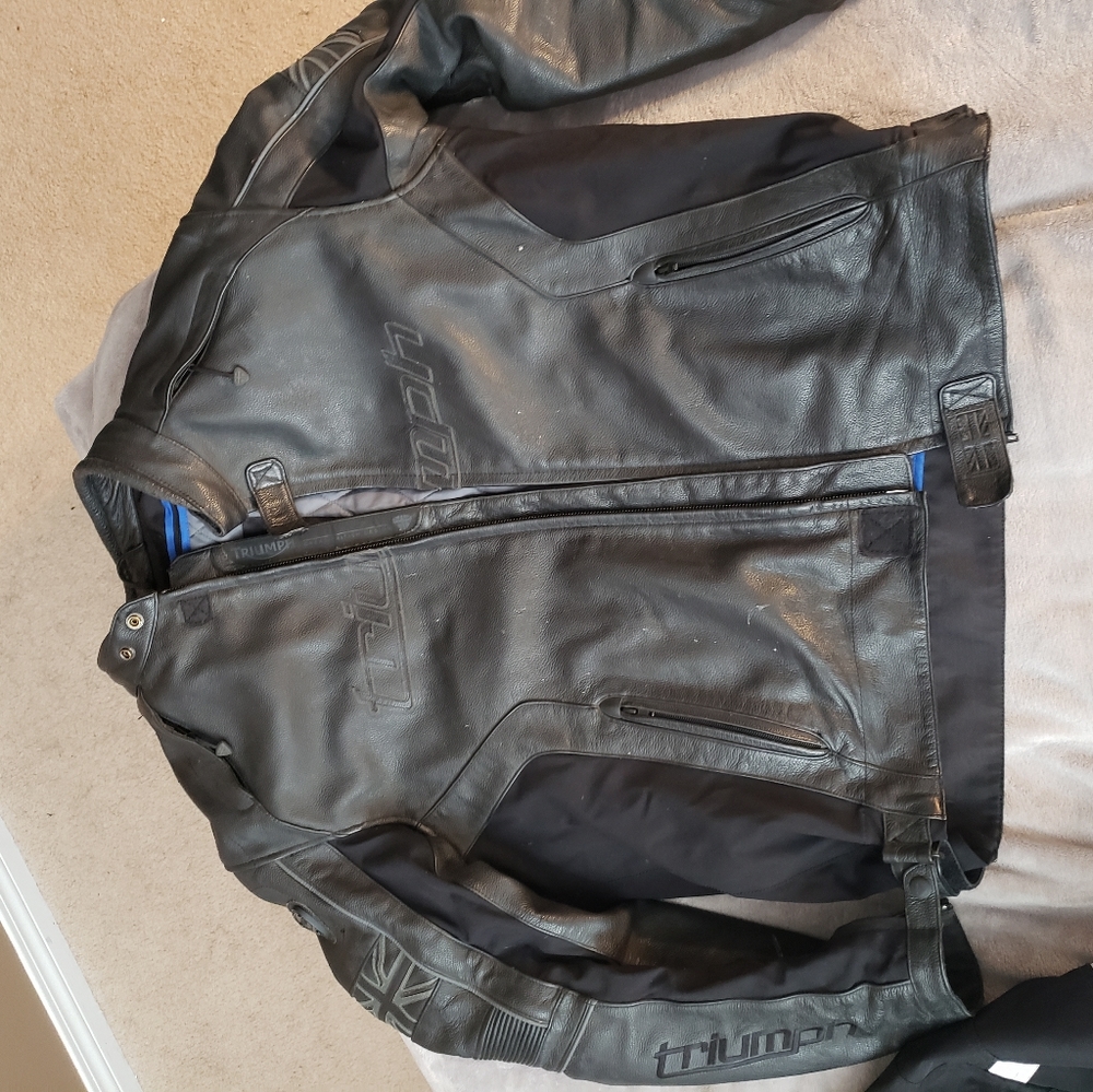 Two 3xl triumph motorcycle jackets
